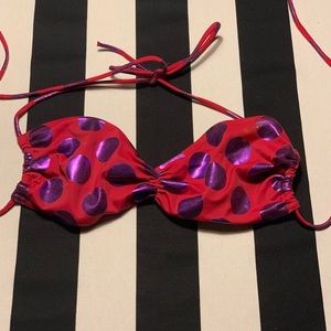 💥$2 for $15💥Victoria’s Secret string bikini top.